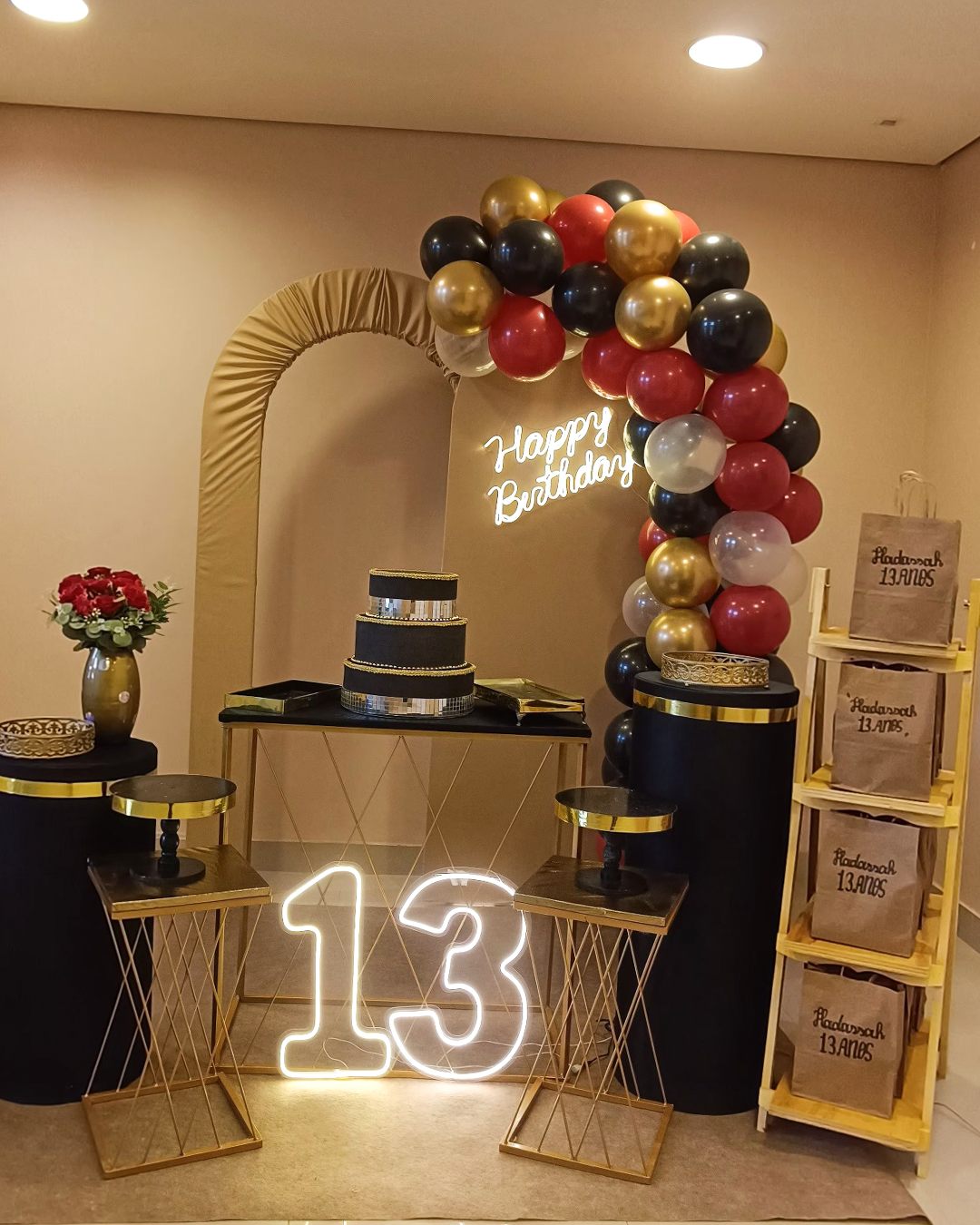Decoração festa 13 anos em Cuiabá — Mimos da Vivi