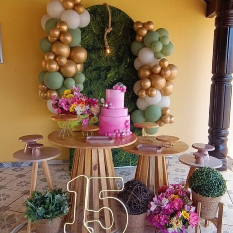 Decoração festa 15 anos em Cuiabá — Mimos da Vivi