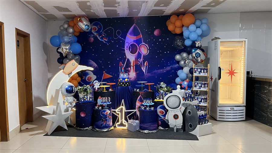 Decoração festa infantil Astronauta em Cuiabá — Mimos da Vivi