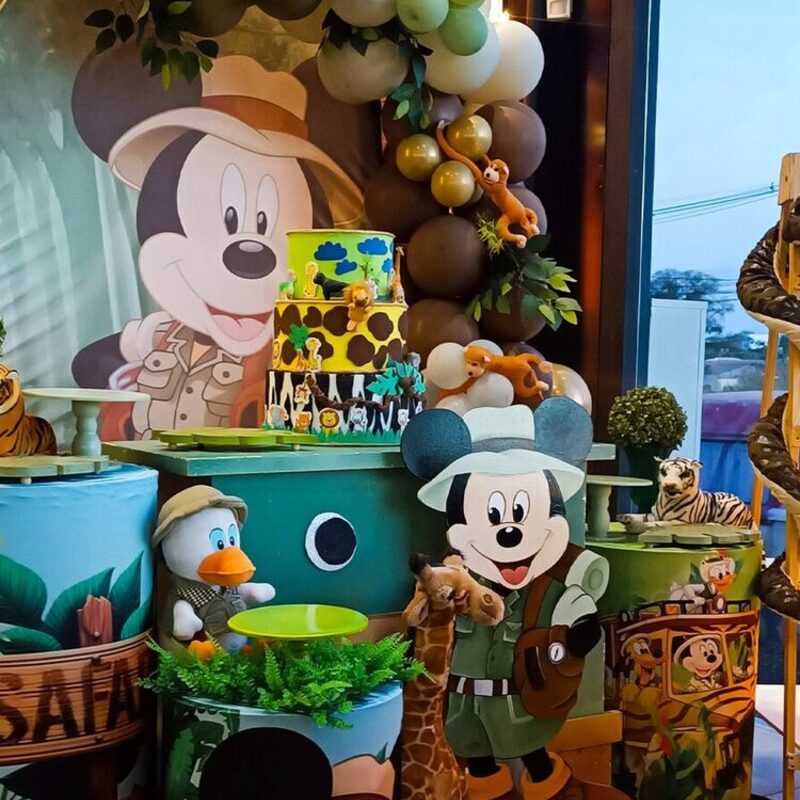 Decoração festa infantil Mickey Safari em Cuiabá — Mimos da Vivi