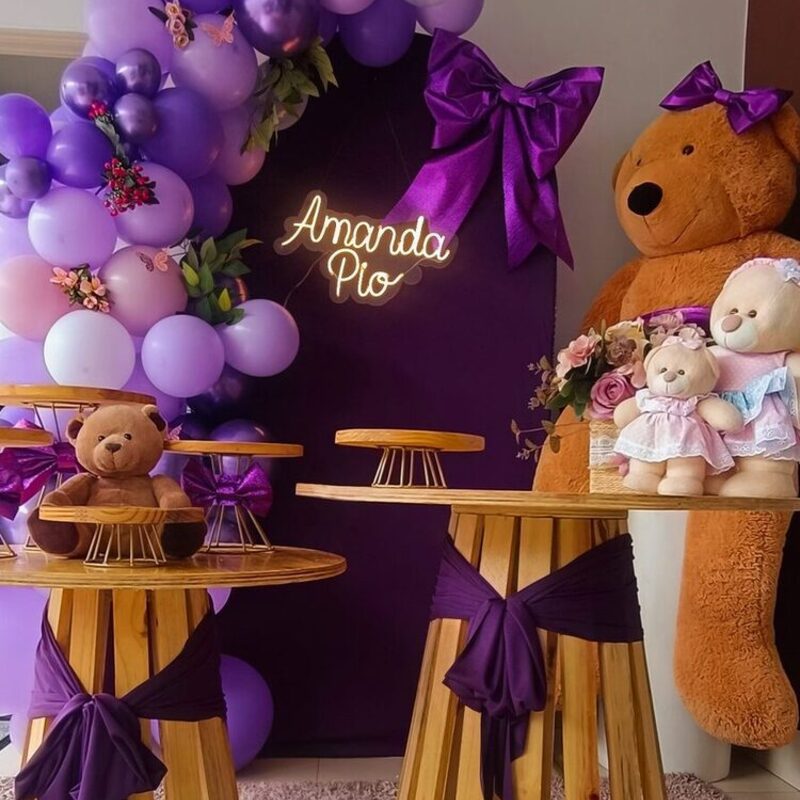 Decoração festa infantil roxa com ursinho em Cuiabá — Mimos da Vivi